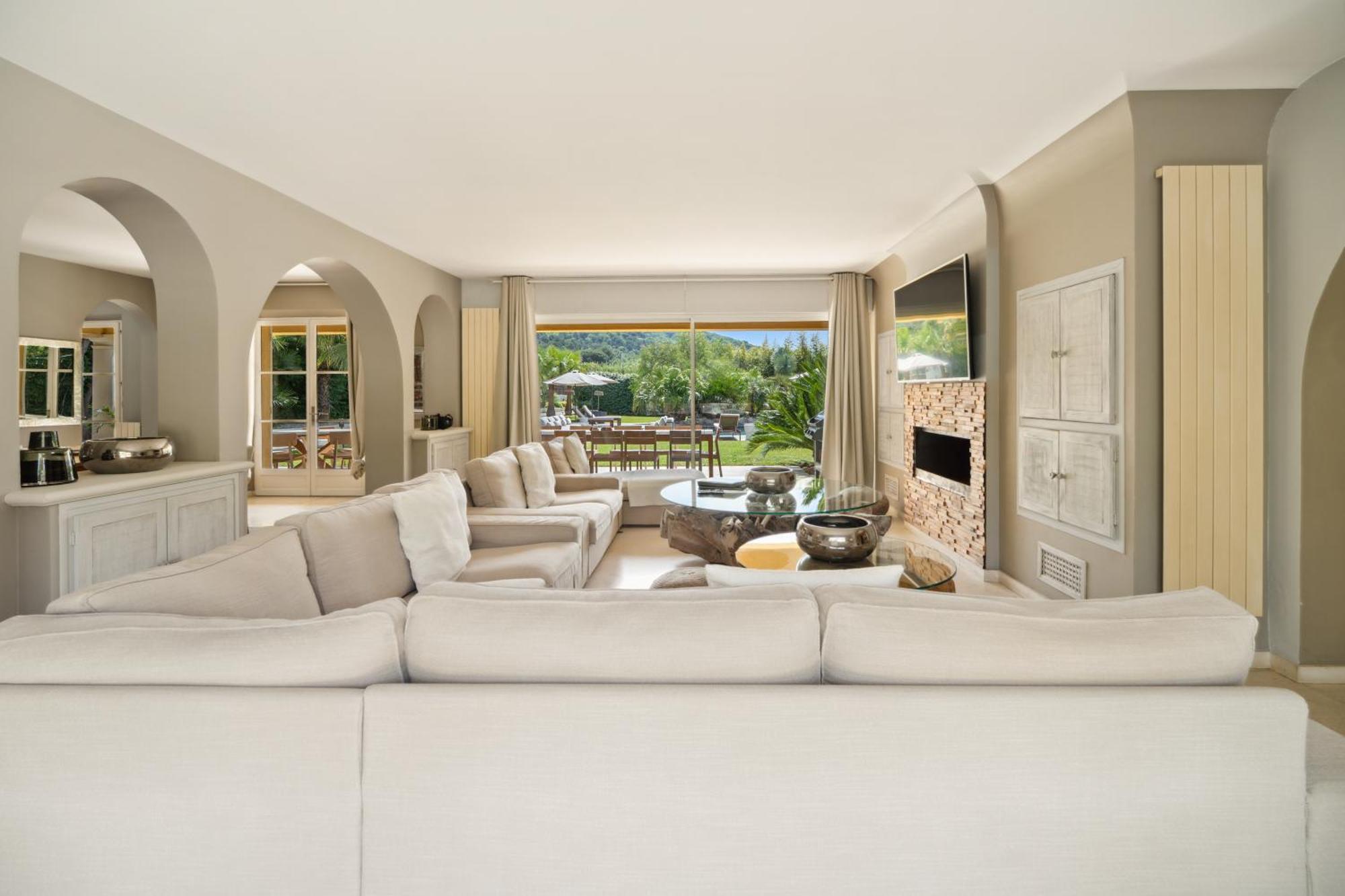 Grande Villa St-Tropez Area Avec Piscine Chauffee Gassin Bagian luar foto